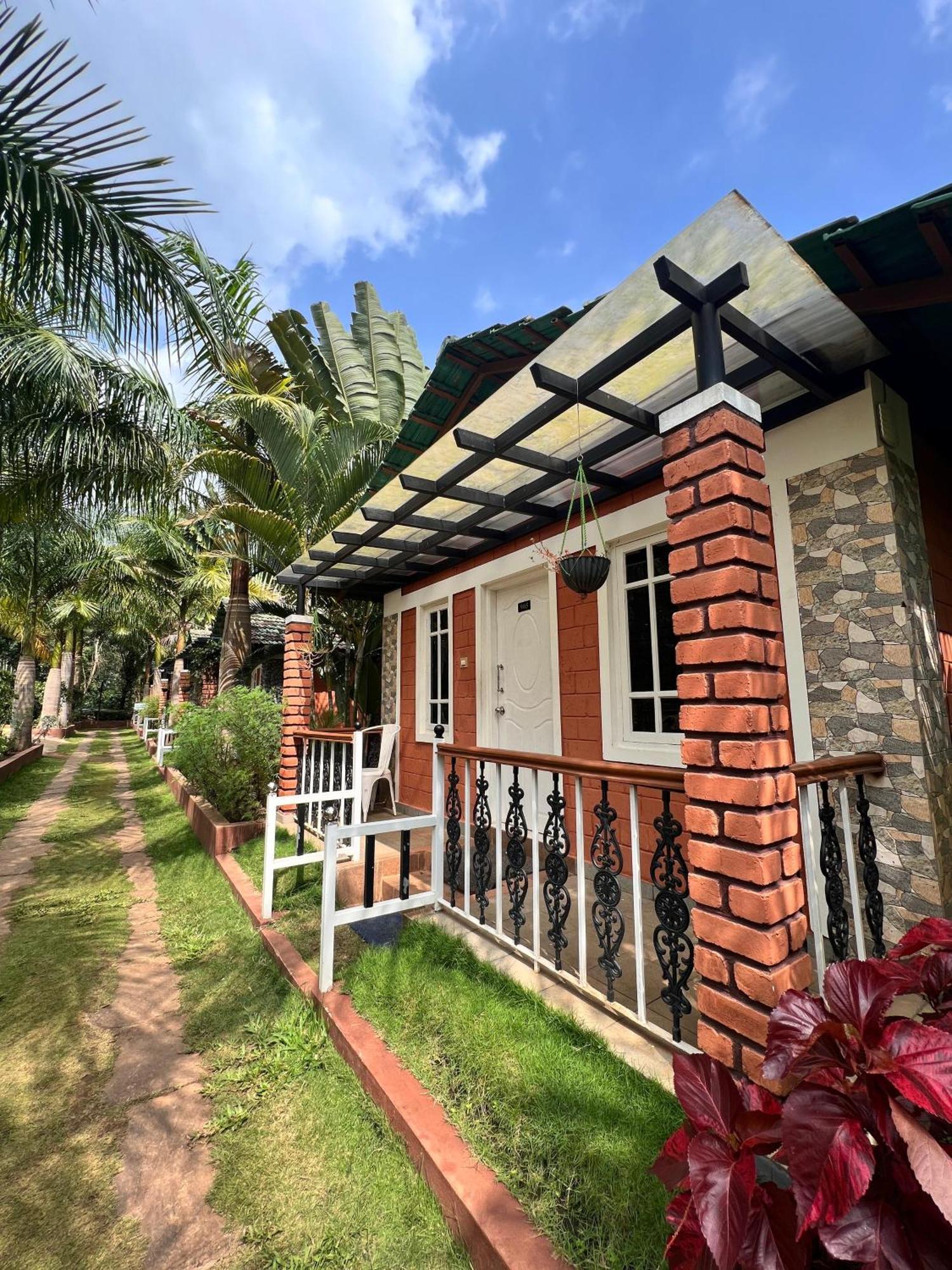 Coorg Nesara Hotel And Resort Кушалнагар Экстерьер фото